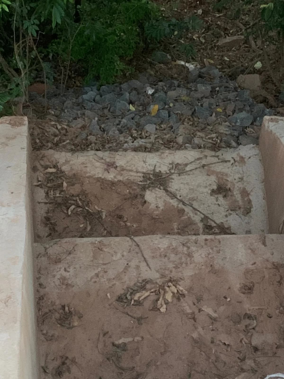 Canal de concreto da drenagem pluvial